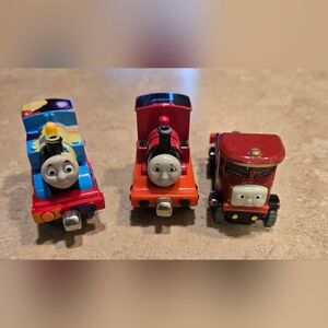 Thomas & Friends Magnetic Toy Trains, three